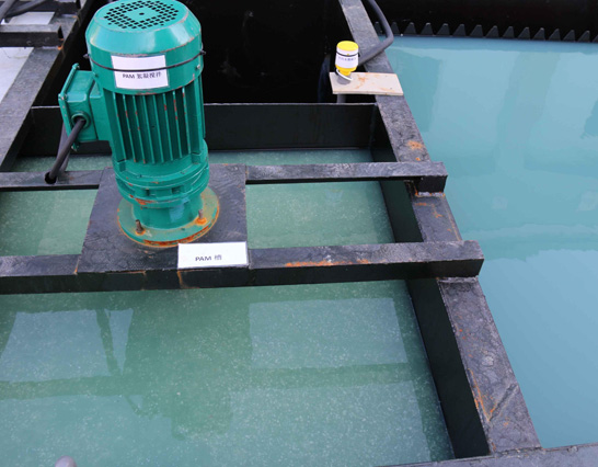 噴漆廢水處理設(shè)備.jpg 噴漆廢水處理設(shè)備.jpg